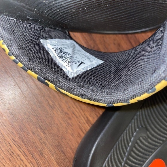 Nike sandals size 6 women - Picture 5 of 5